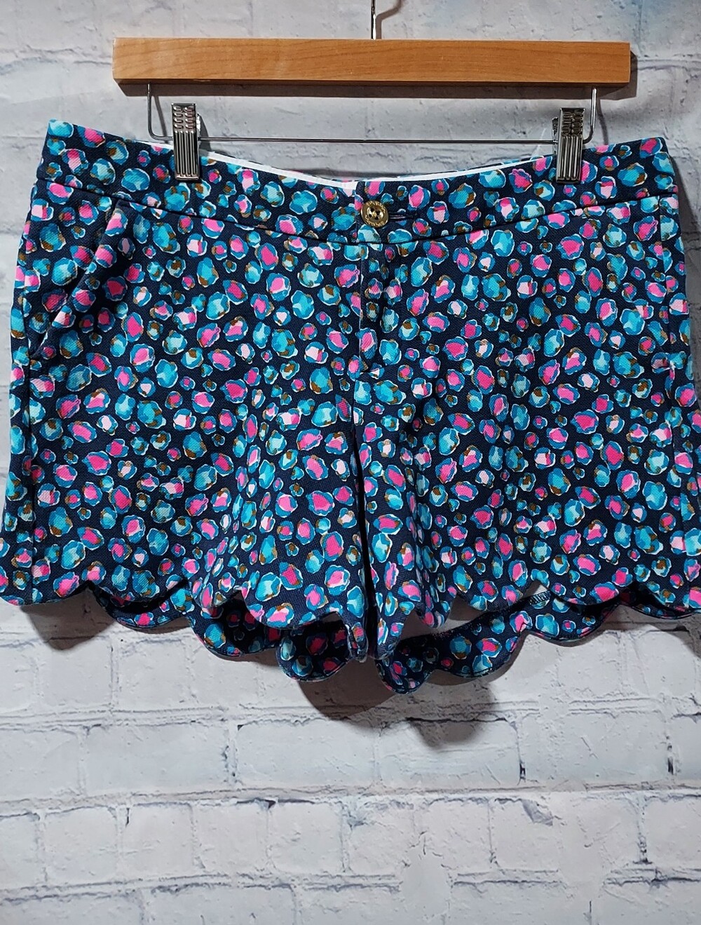 Lilly Pulitzer 8 Buttercup Knit Shorts Low Tide Coastal Beach Preppy Scalloped